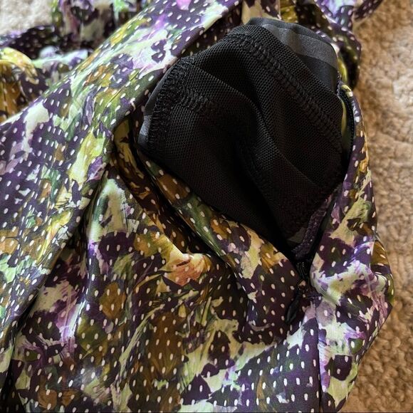 EUC Lululemon City Summer Dress in Floral Sport White Multi sz 4 - Picture 9 of 12